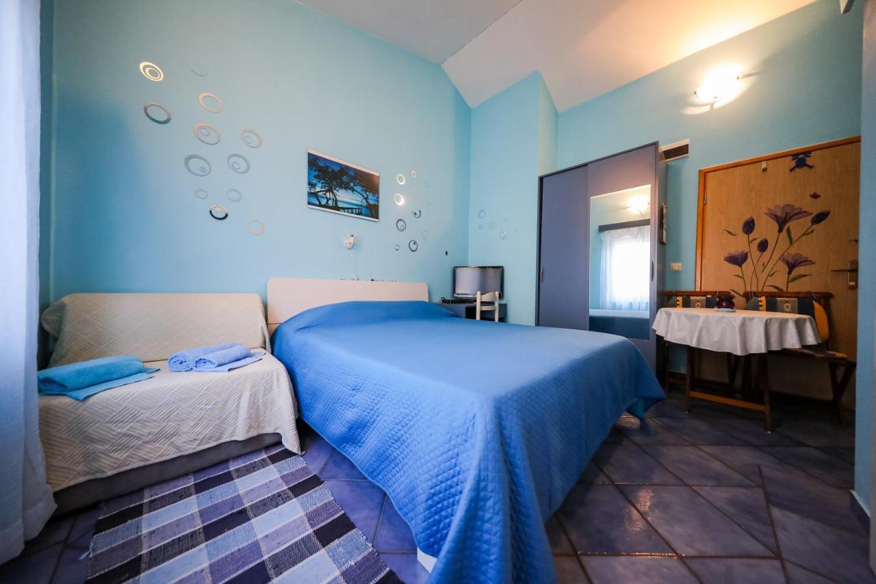 Apartments With A Parking Space Brbinj, Dugi Otok - 8160 Zewnętrze zdjęcie