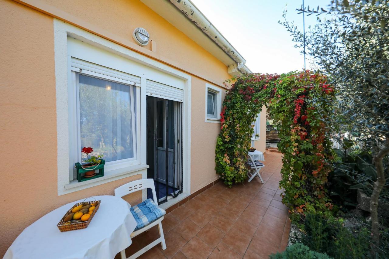 Apartments With A Parking Space Brbinj, Dugi Otok - 8160 Zewnętrze zdjęcie